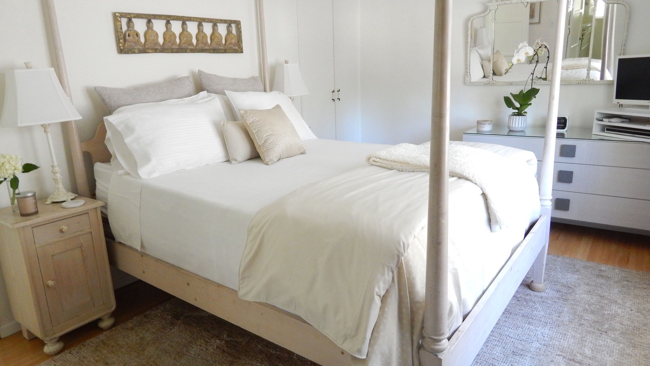 Photo of Bedroom in Valley Village