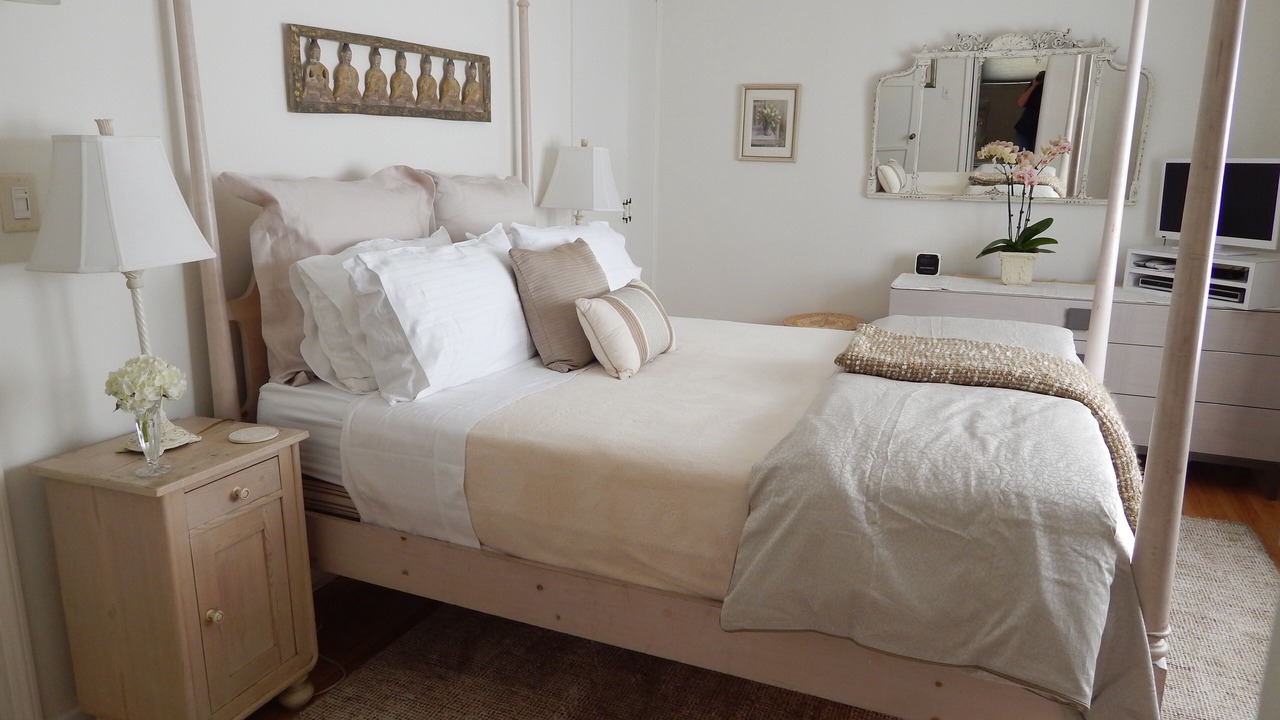 Photo of Bedroom in Valley Village