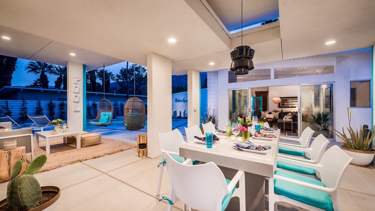 Photo of Outdoor in Racquet Club Estates