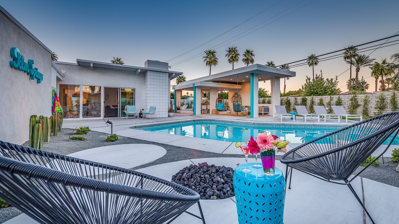 Photo of Outdoor in Racquet Club Estates