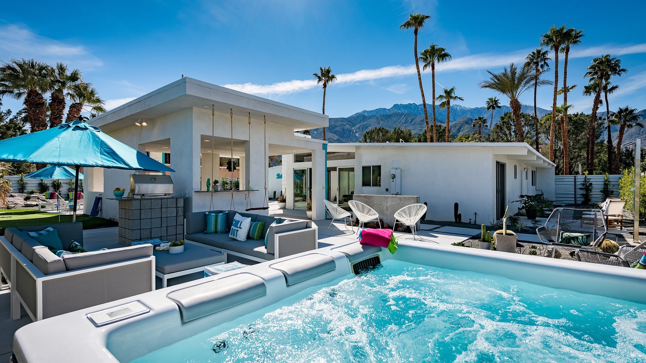 Photo of Patio Balcony in Racquet Club Estates