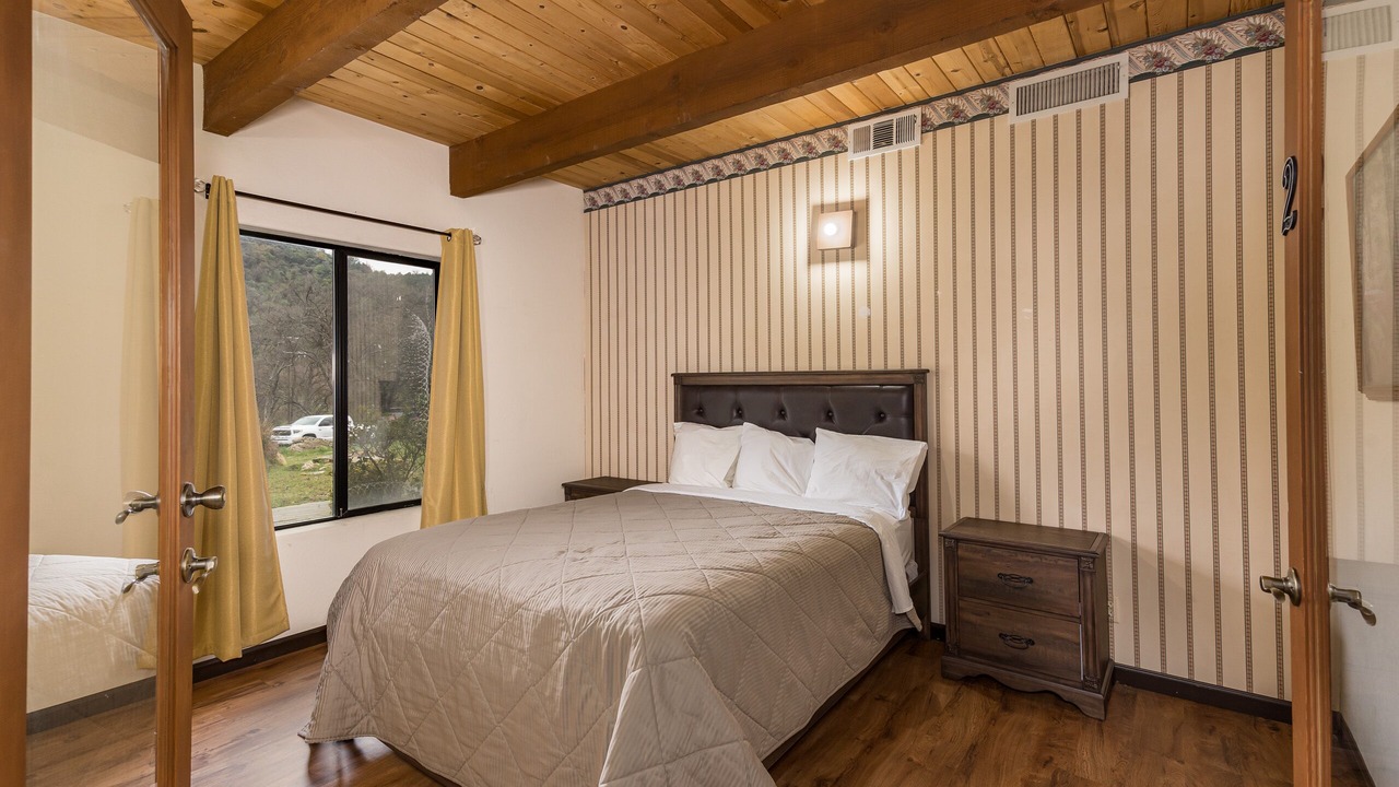 Photo of Bedroom in Coarsegold