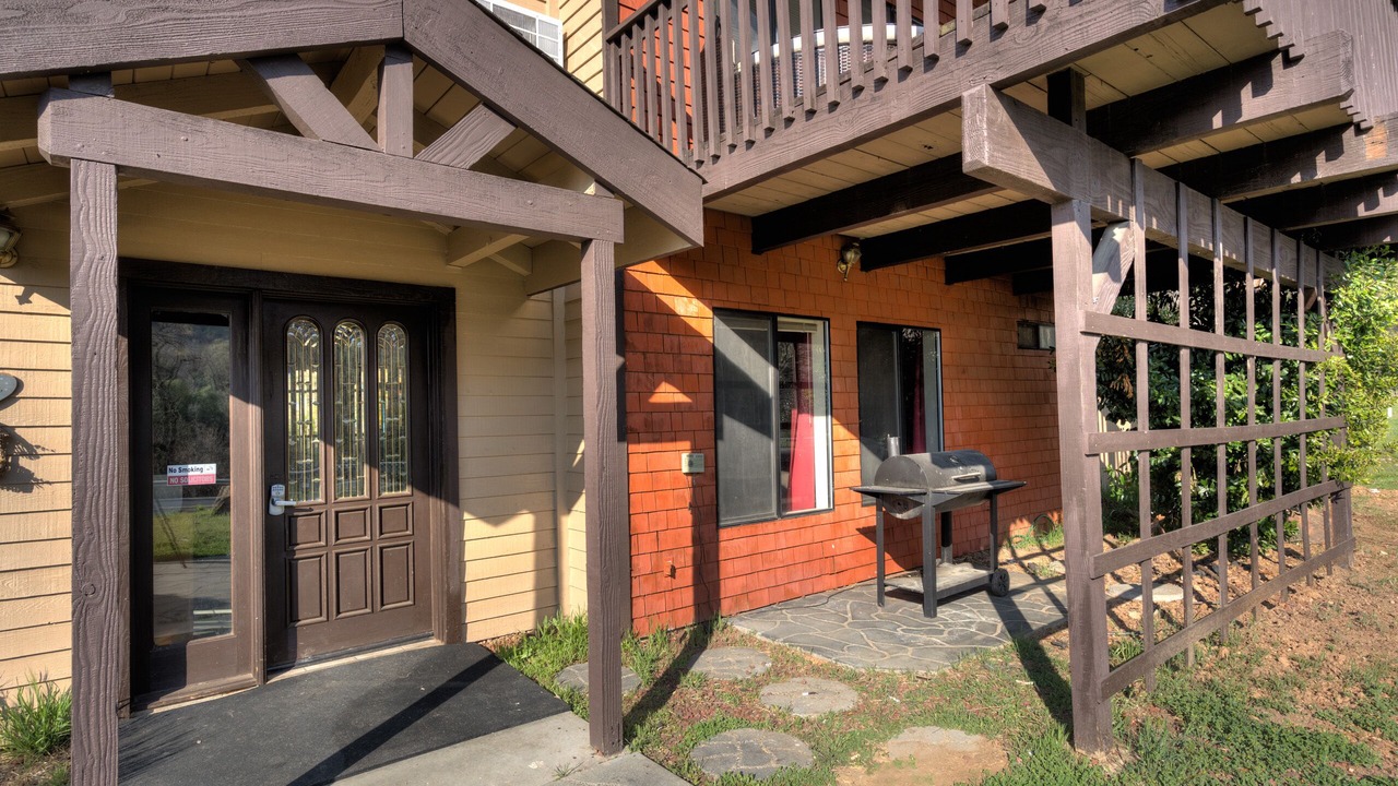 Photo of Patio Balcony in Coarsegold