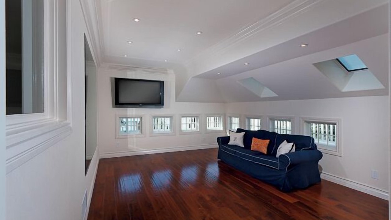 Photo of Bedroom in Newport Beach