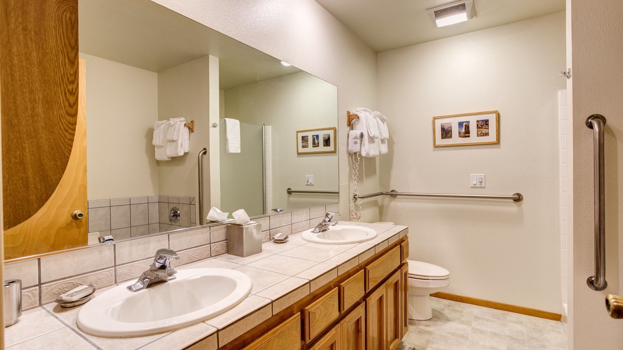 Photo of Bathroom in North Wawona