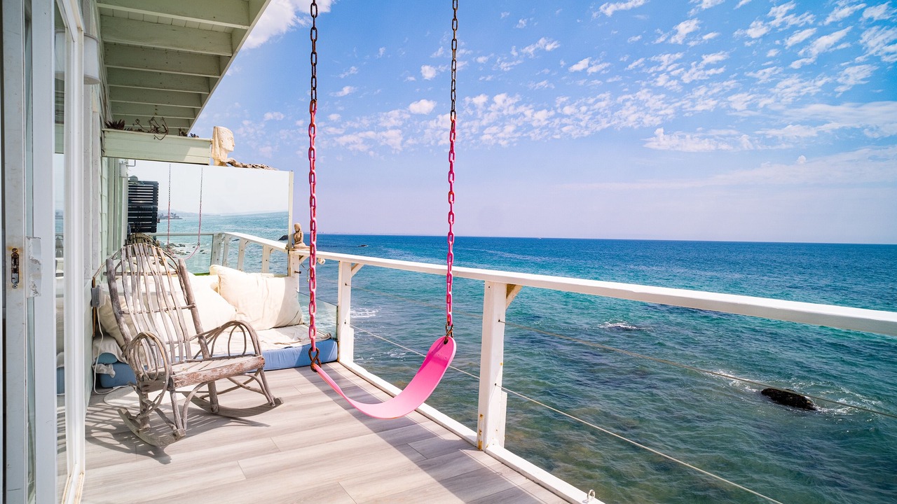 Photo of Patio Balcony in Eastern Malibu