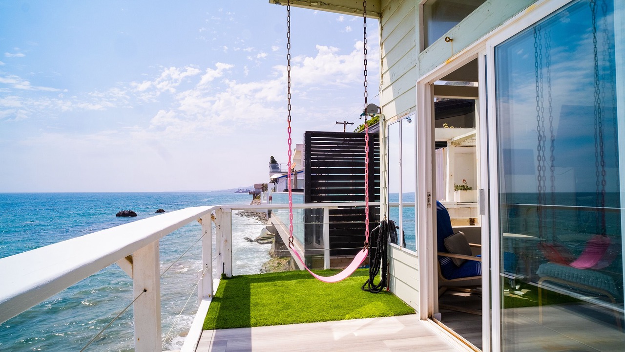 Photo of Patio Balcony in Eastern Malibu