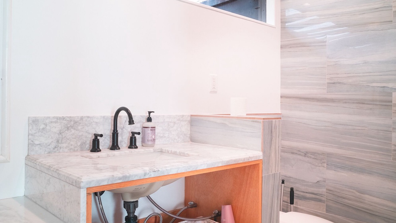 Photo of Bathroom in Eastern Malibu