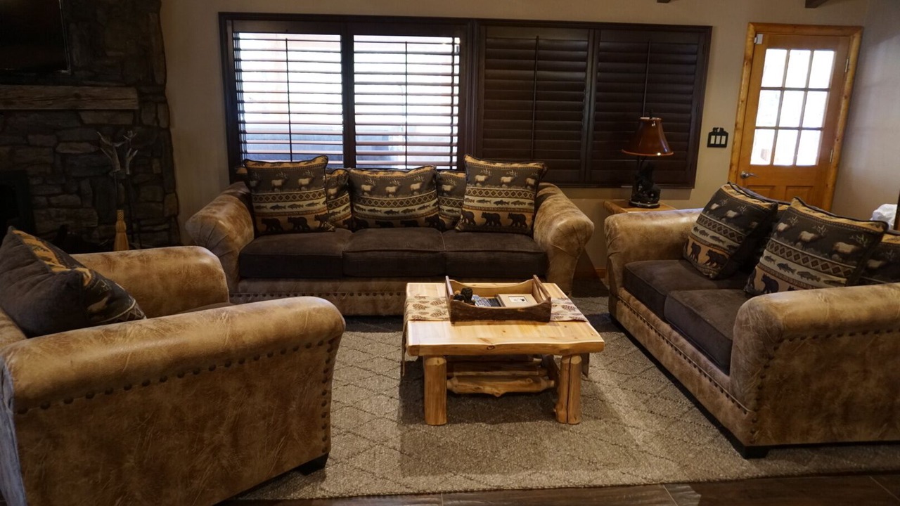 Photo of Bedroom in Summit Estates