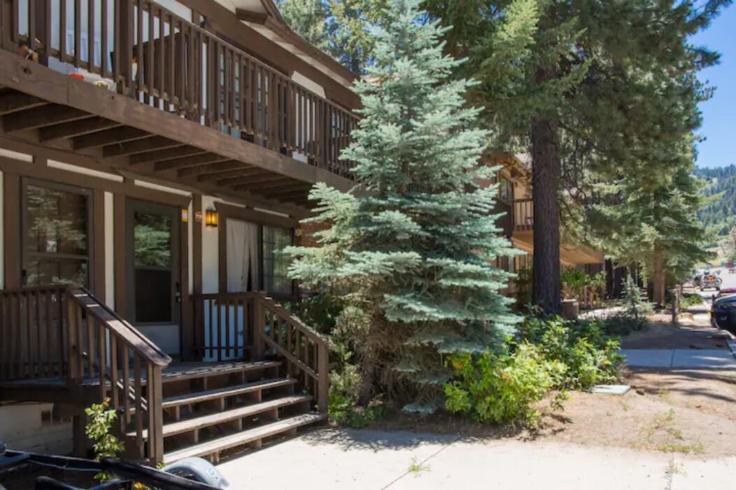 Photo of Outdoor in Summit Estates