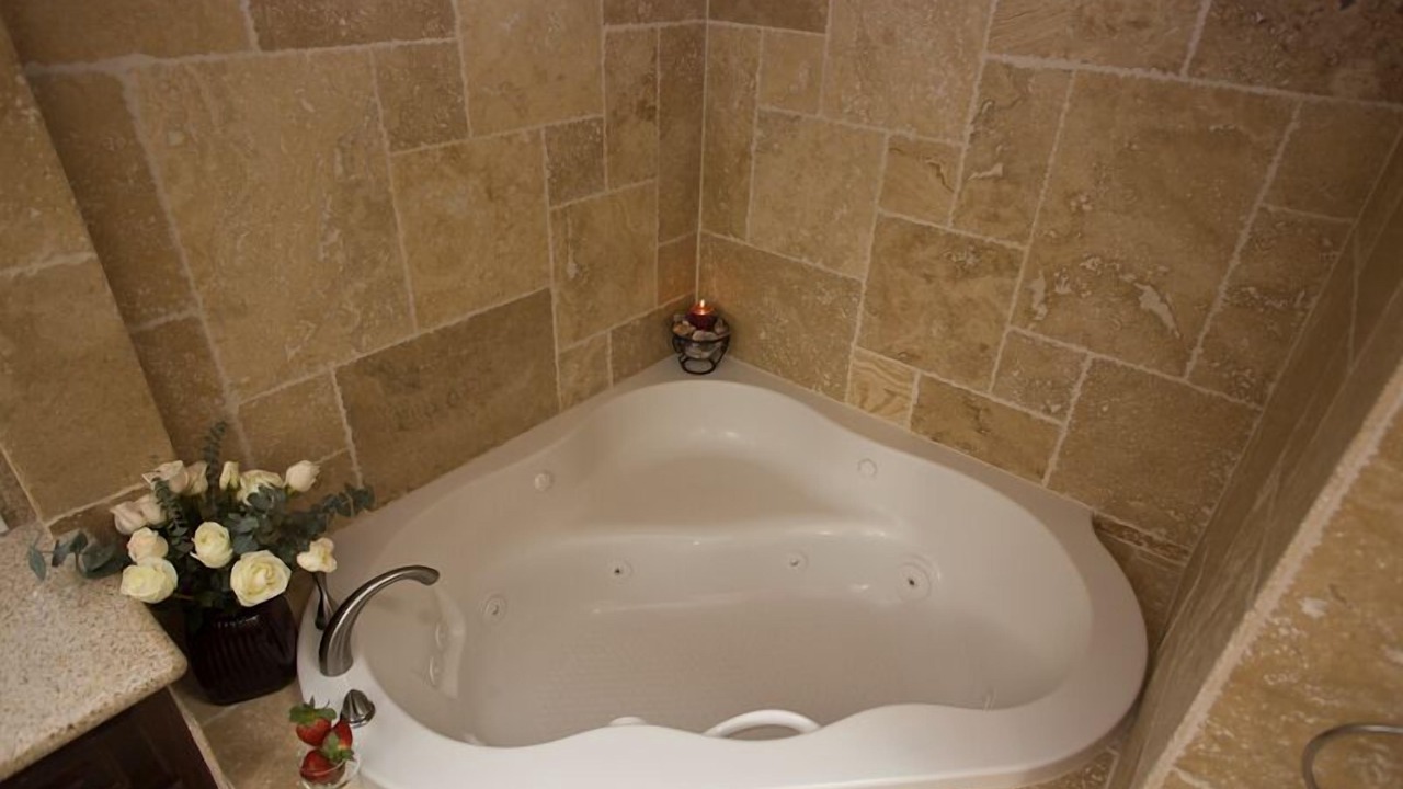 Photo of Bathroom in Oxnard Shores