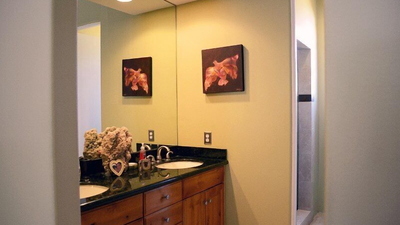 Photo of Bathroom in La Quinta Cove