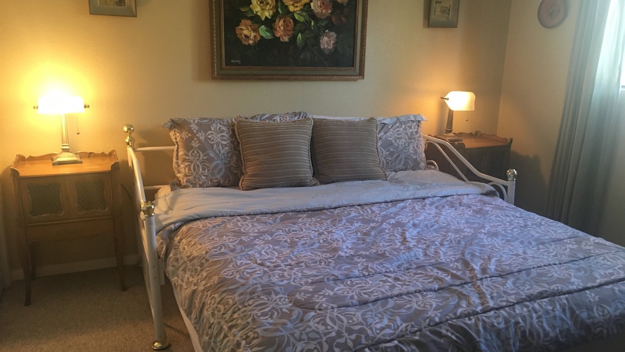 Photo of Bedroom in Wrightwood