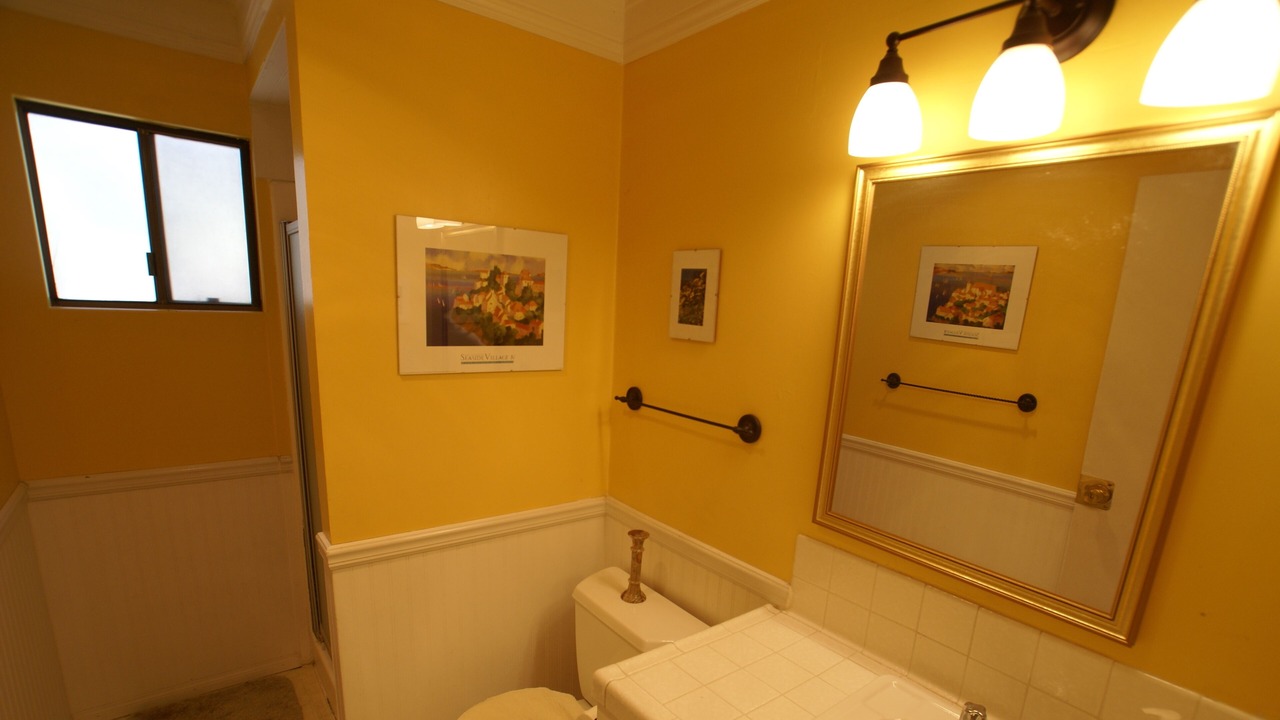 Photo of Bathroom in Wrightwood