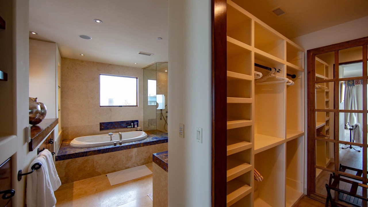Photo of Bathroom in Olde Solana Beach