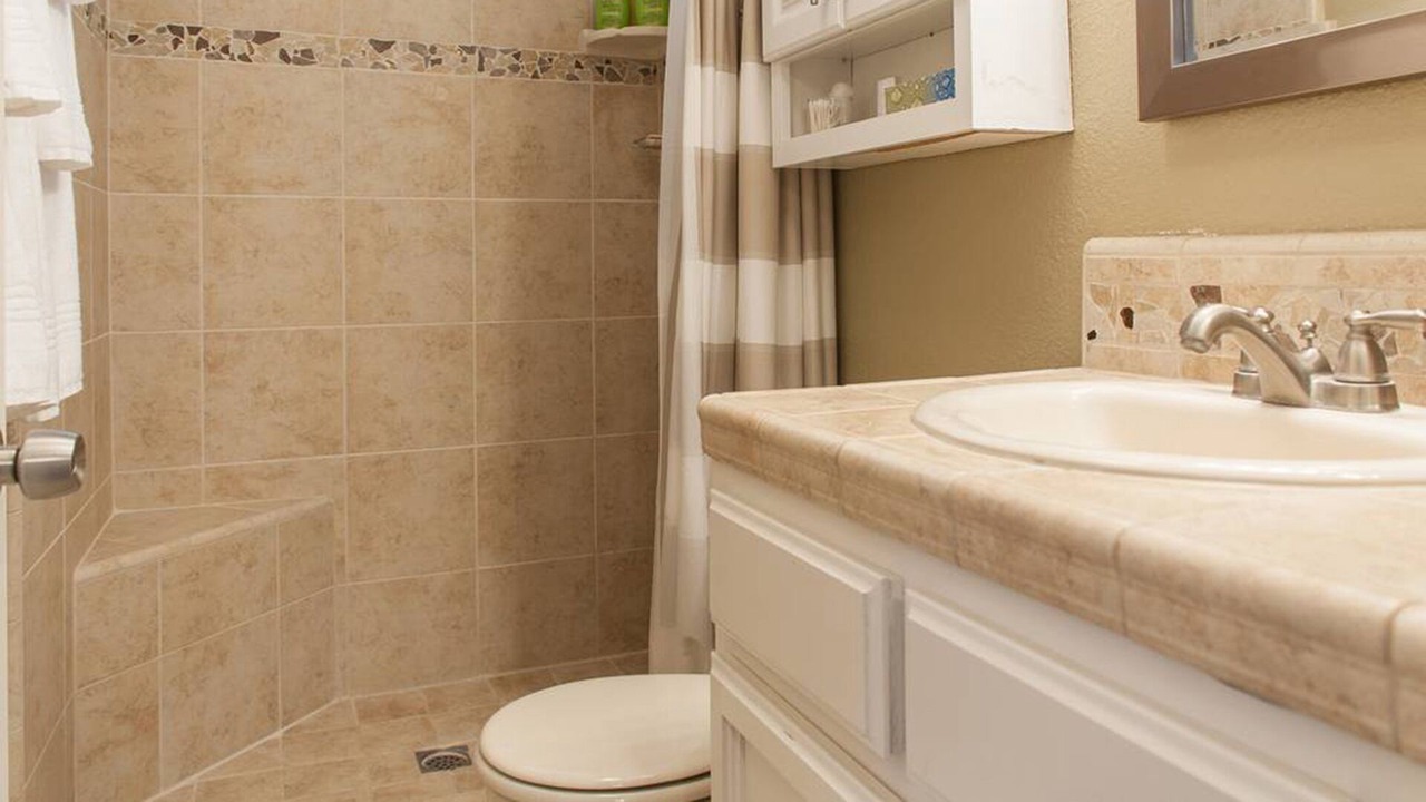 Photo of Bathroom in Clovis