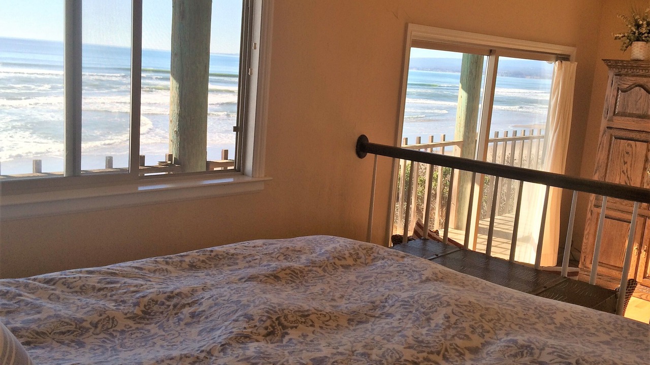 Photo of Bedroom in La Selva Beach