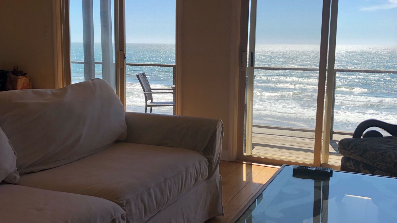 Photo of Livingroom in La Selva Beach