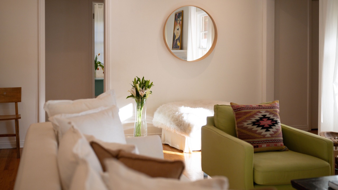 Photo of Bedroom in Woodland Hills