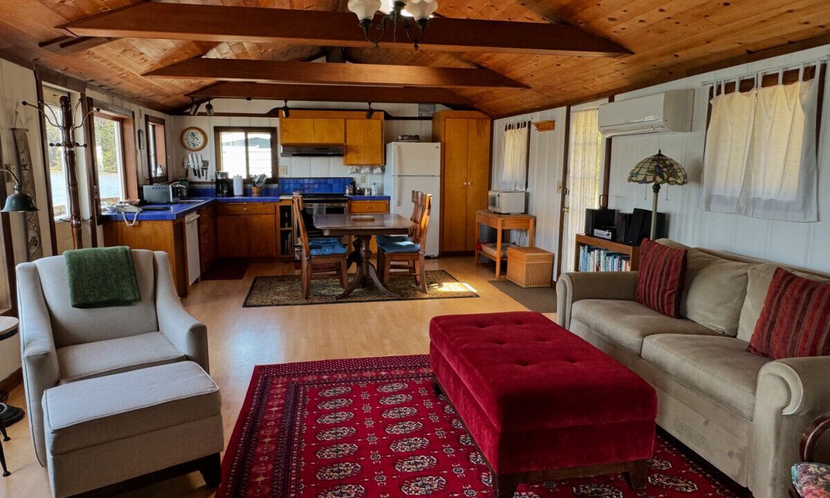 Photo of Livingroom in McDonald