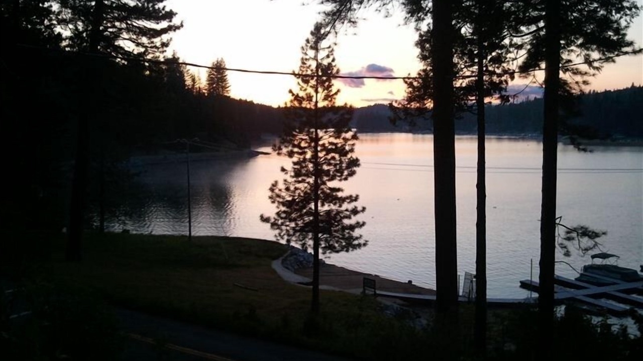 Photo of Others in Wishon