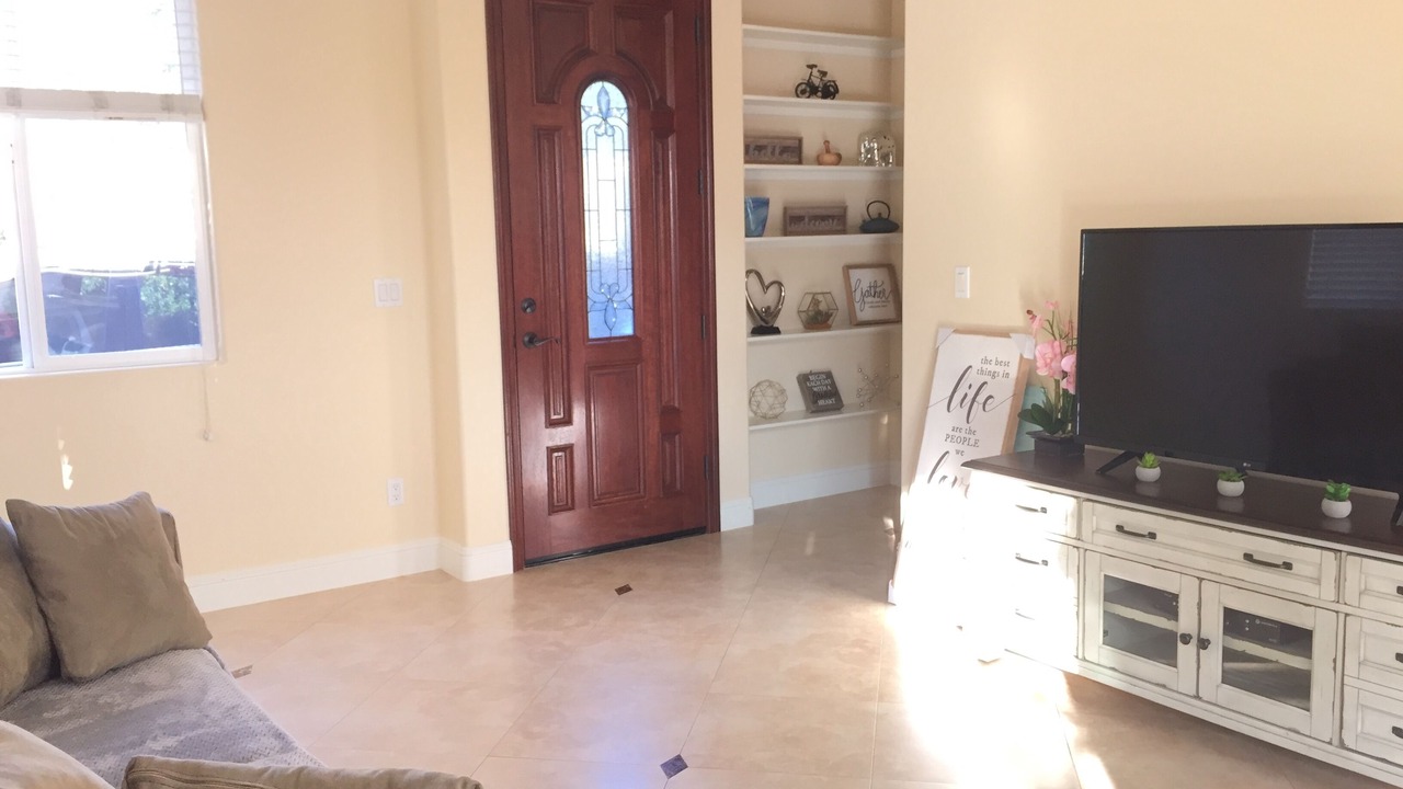 Photo of Livingroom in Azusa