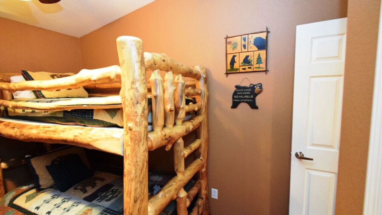 Photo of Bedroom in Peter Pan
