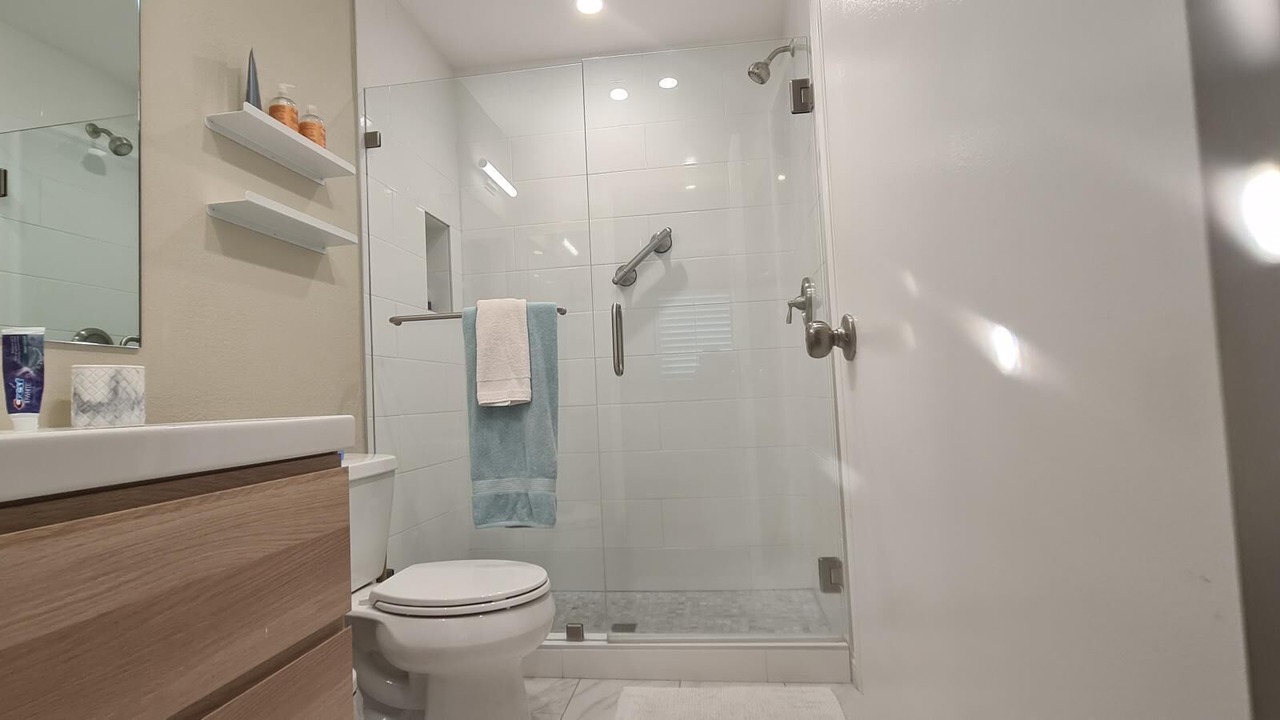Photo of Bathroom in Newport Beach