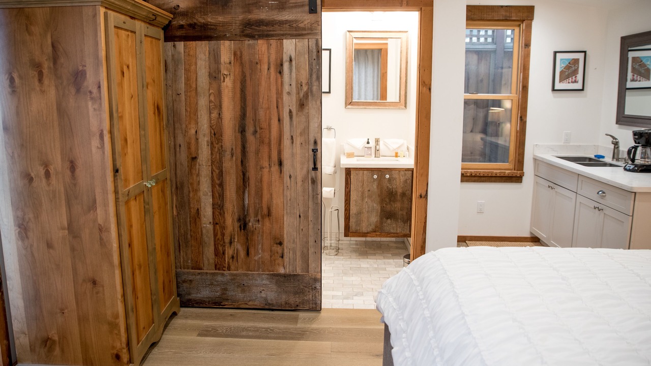 Photo of Bedroom in St. Helena