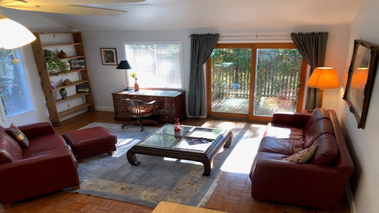 Photo of Livingroom in San Anselmo