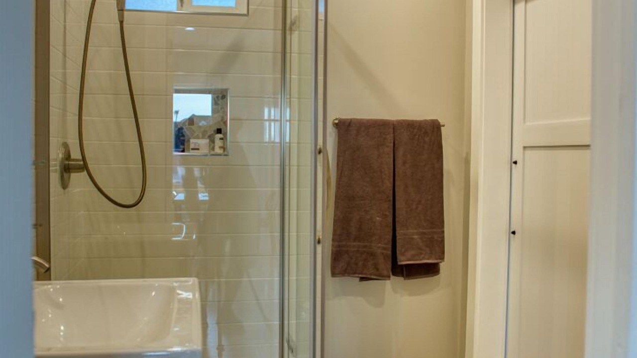 Photo of Bathroom in Ventura