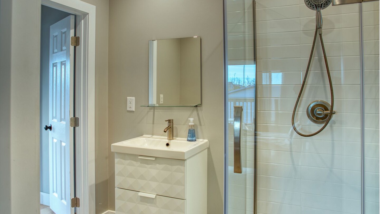 Photo of Bathroom in Ventura