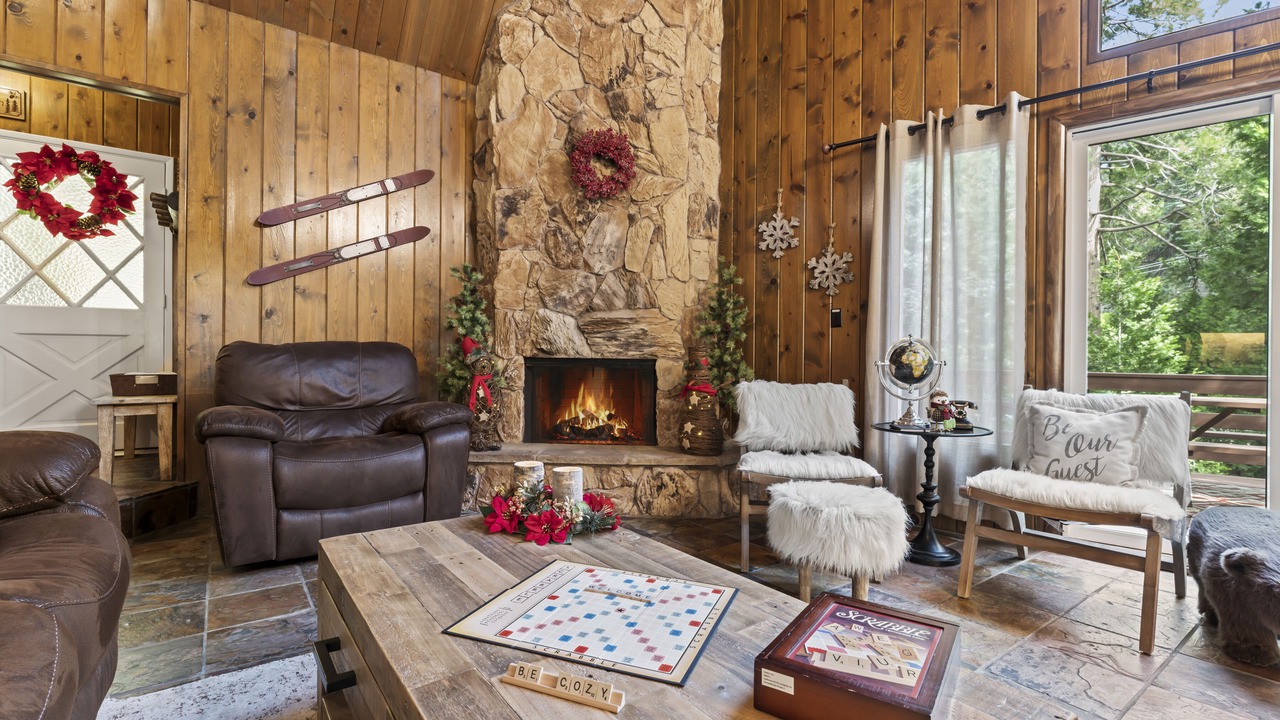 Photo of Bedroom in Cedar Glen