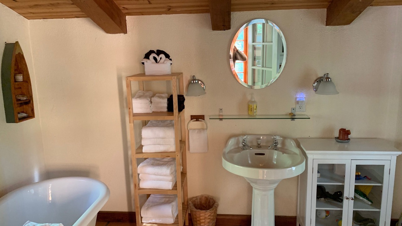 Photo of Bathroom in Mendocino