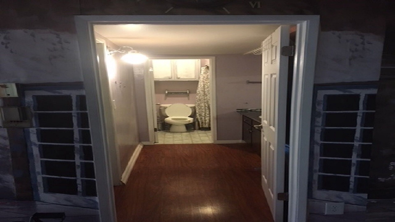 Photo of Bathroom in Encino