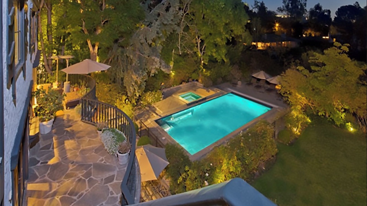 Photo of Outdoor in Brentwood