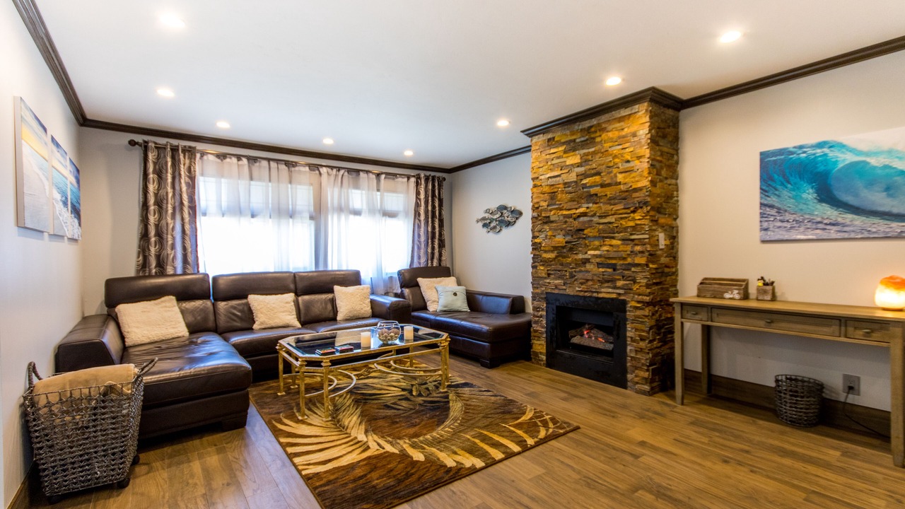 Photo of Livingroom in Westside Costa Mesa