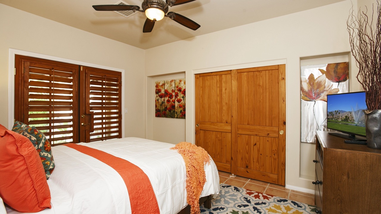 Photo of Outdoor in Warm Sands