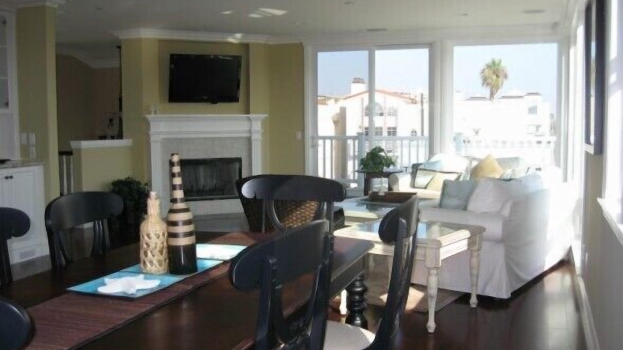 Photo of Bedroom in Sunset Beach