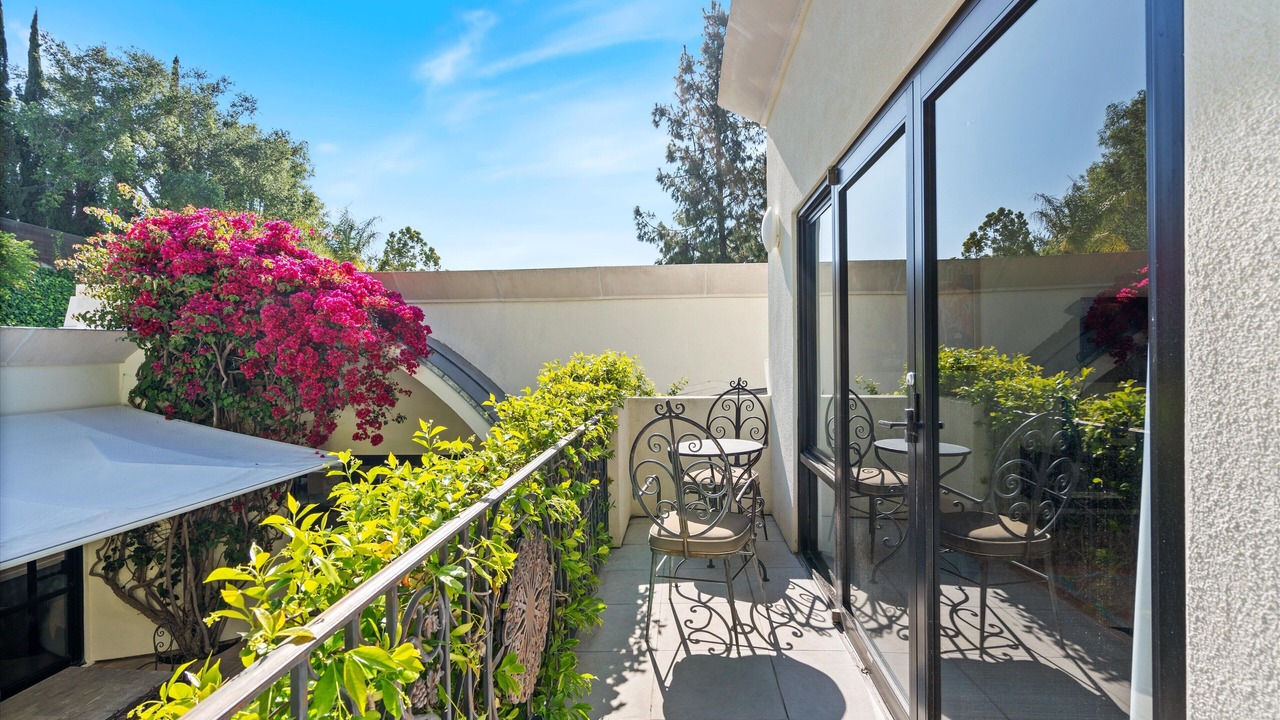 Photo of Patio Balcony in Beverly Hills