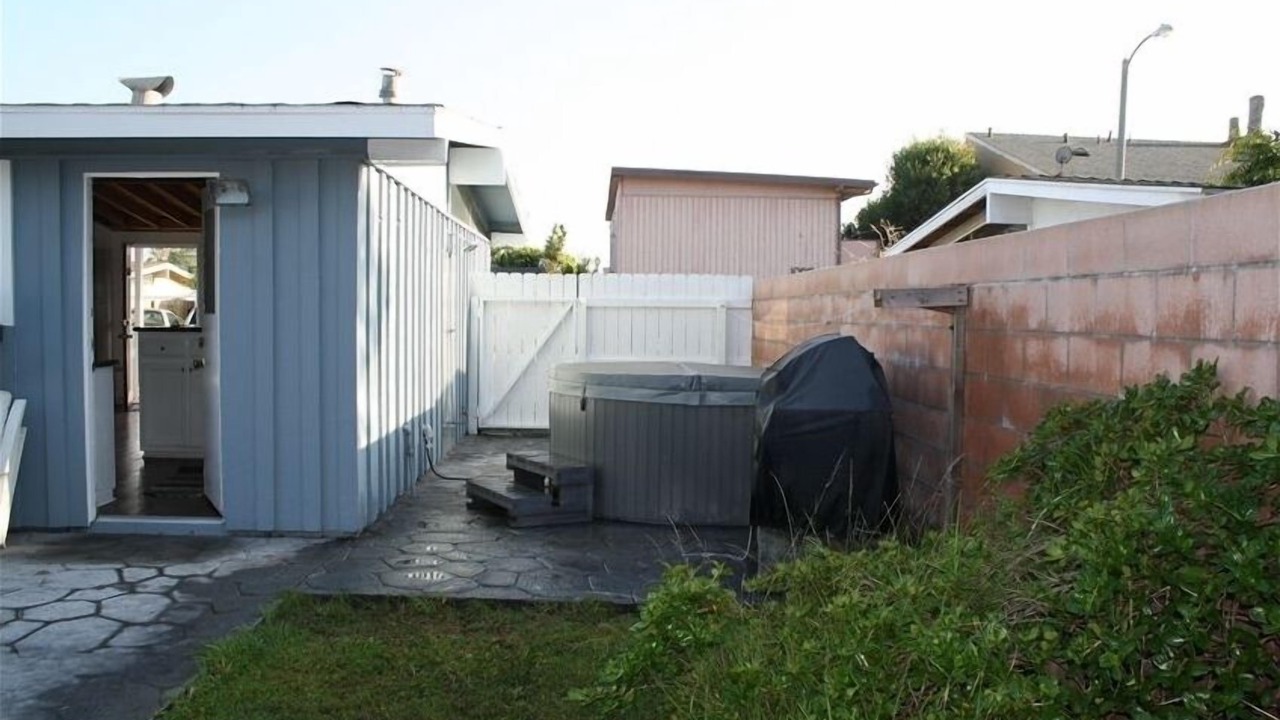 Photo of Outdoor in Pierpont Bay