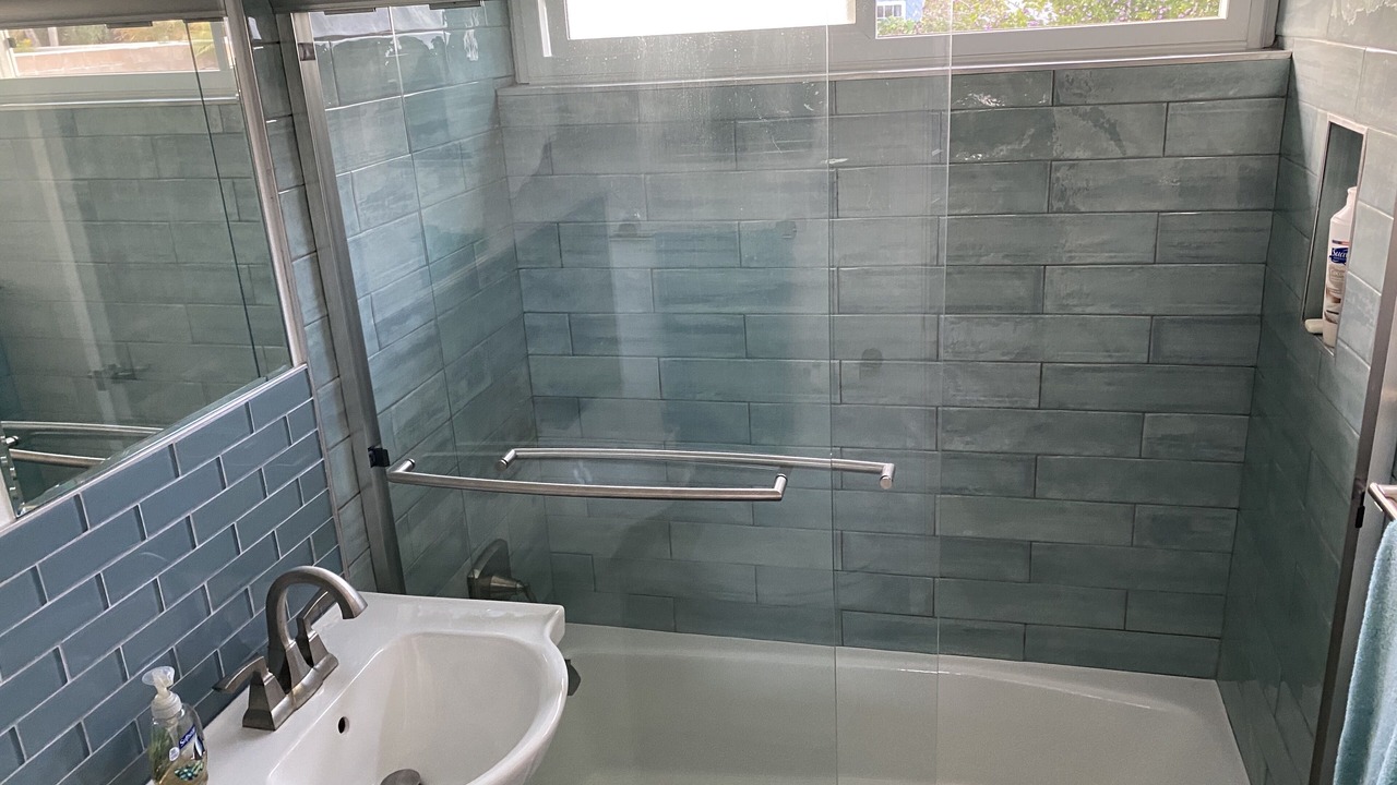 Photo of Bathroom in Pierpont Bay