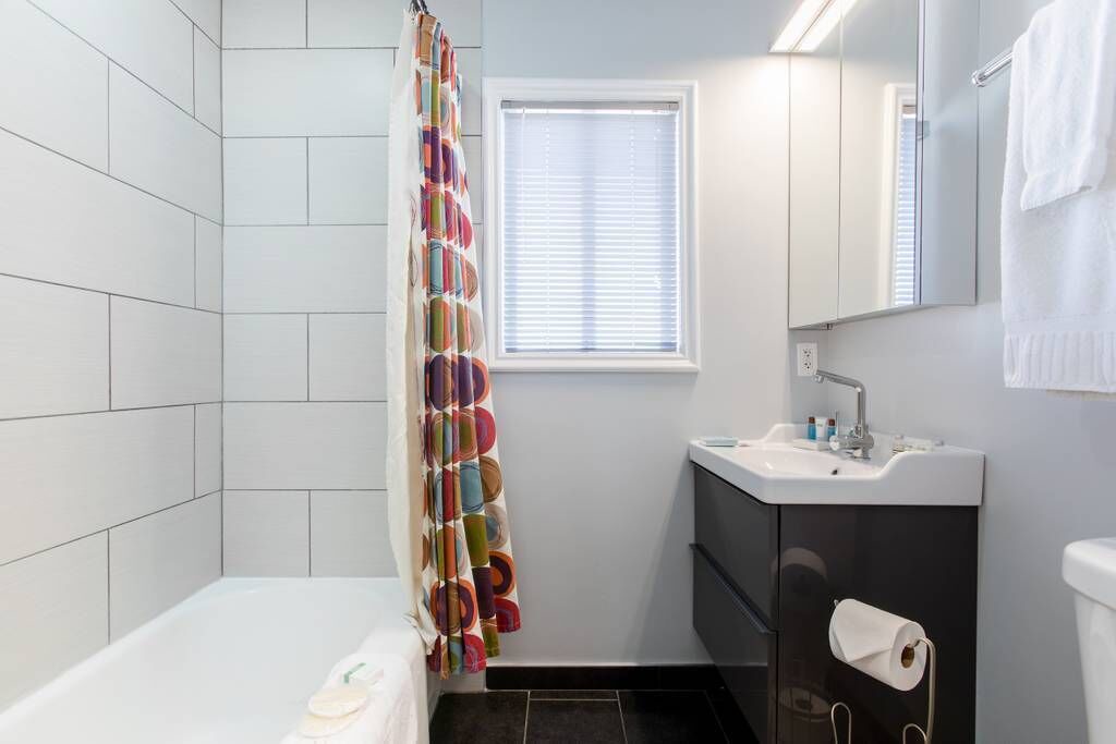 Photo of Bathroom in Burbank