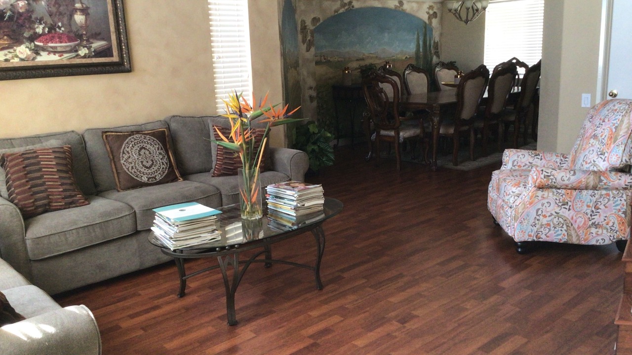Photo of Livingroom in San Jacinto