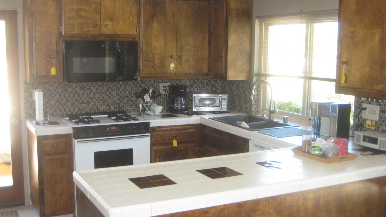 Photo of Kitchen in Cathedral City Cove