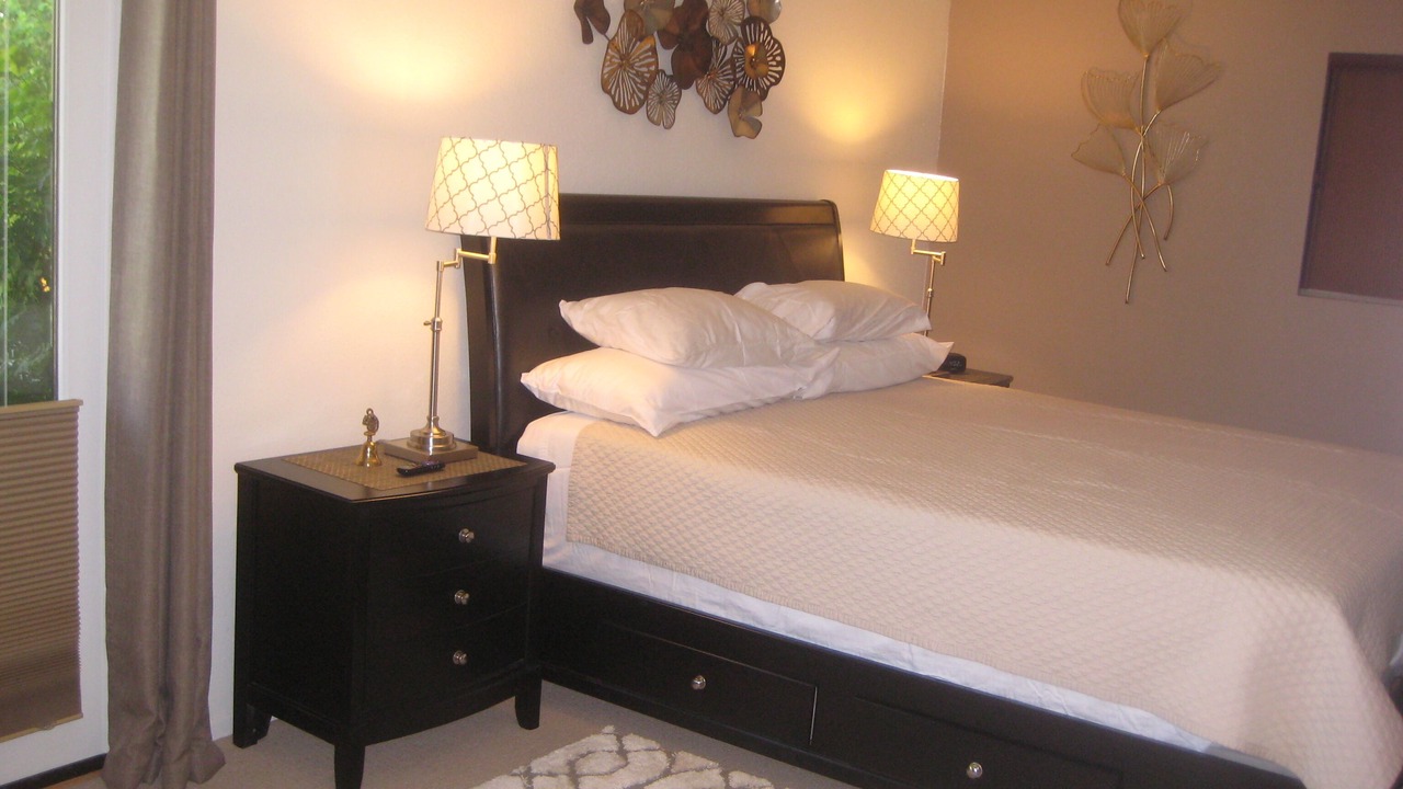 Photo of Bedroom in Cathedral City Cove
