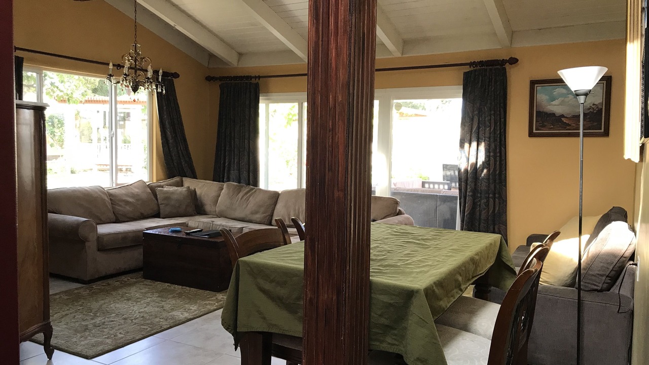 Photo of Livingroom in Riverview West