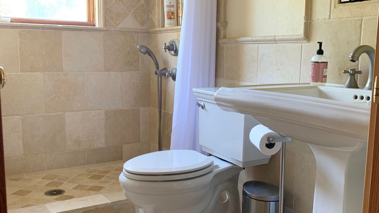 Photo of Bathroom in Forestville