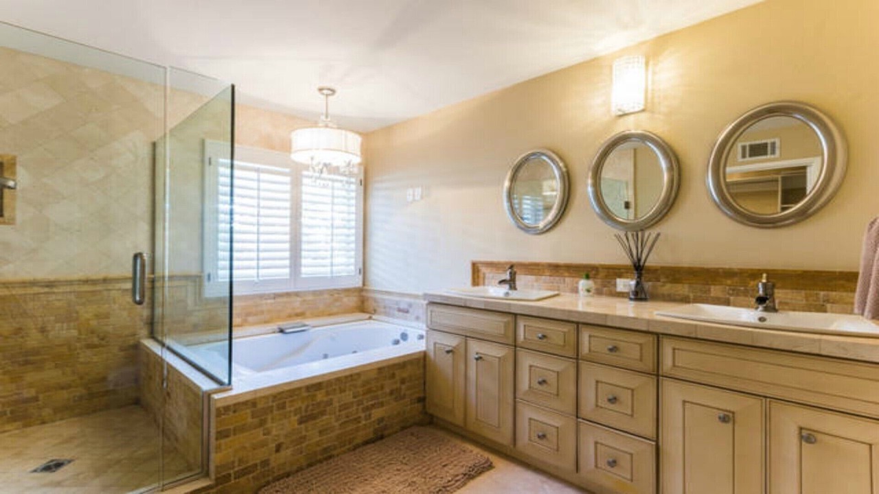 Photo of Bathroom in Tustin