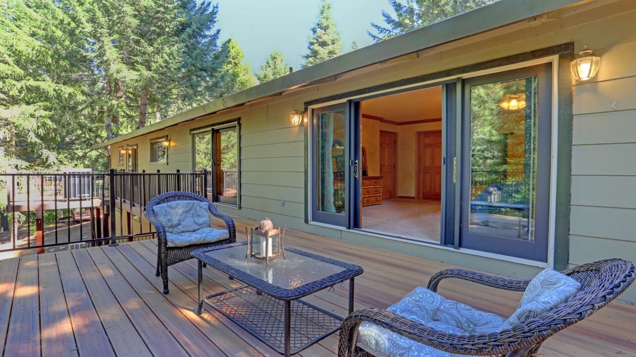 Photo of Patio Balcony in Pollock Pines